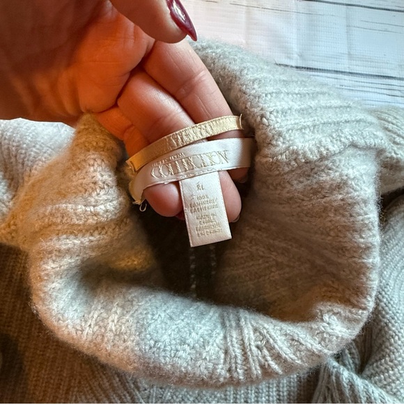 Nordstrom Collection Cashmere Gray Boxy Cropped Turtleneck Sweater Size XL - Picture 4 of 9